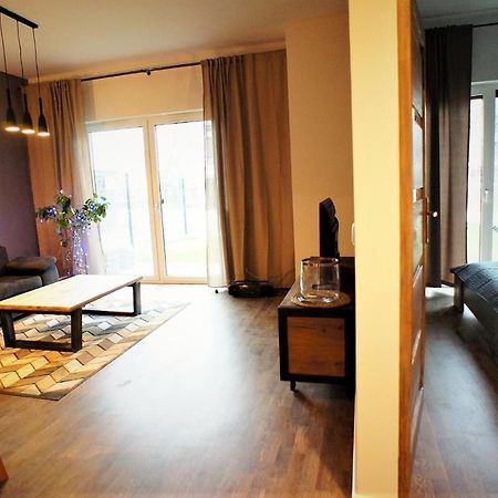 Marina Apartament Βρότσλαβ Εξωτερικό φωτογραφία